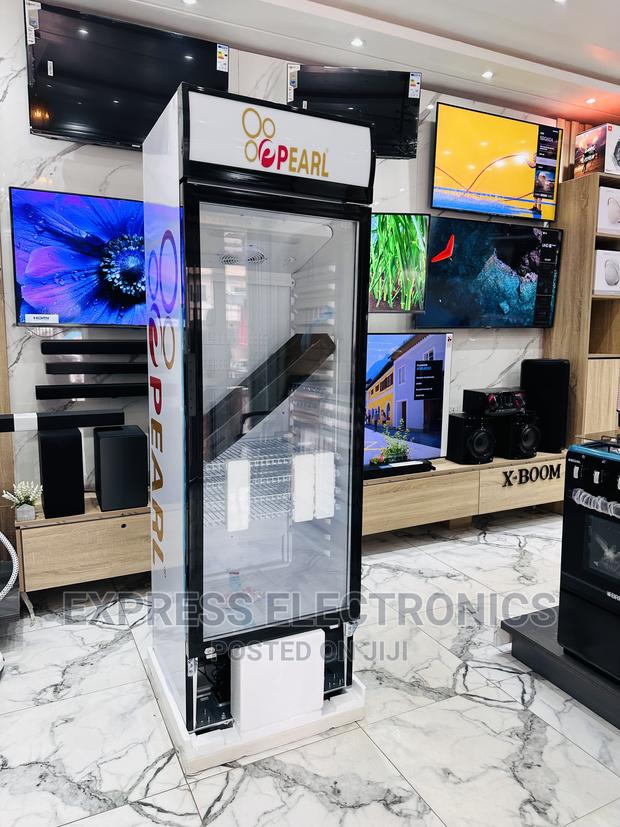 Chilled Elegance Sleek Display Fridge PVC 424-2b. Pearl · Photo 2
