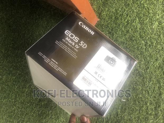 Built in GPS Canon EOS 5D Mark IV DSLR Camera With 24-105mm · Photo 2