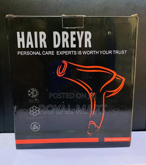 Hair Dryer With All Accessories · Photo 4
