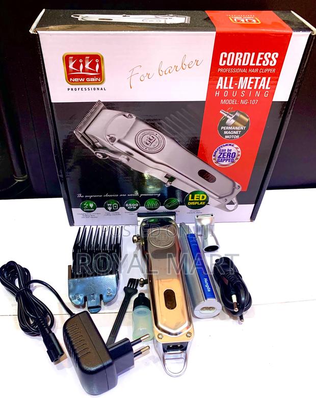 Kiki Professional Hair Clipper With Nose Trimmer · Photo 3