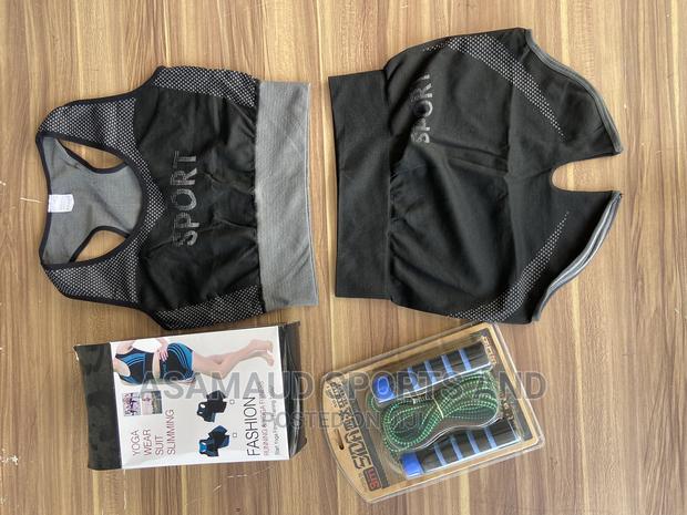 Set of Ladies Gym Wear at Cool Price