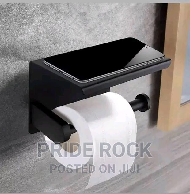 Phone Toilet Roll Holder · Photo 2