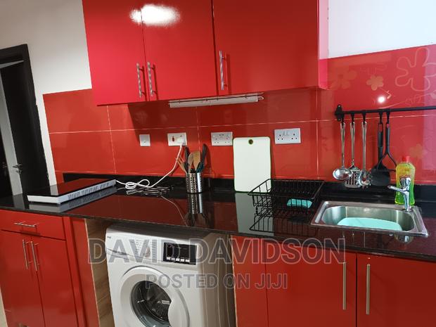 Furnished 1bdrm Apartment in Furnished Chamber, Tema Metropolitan · Photo 3