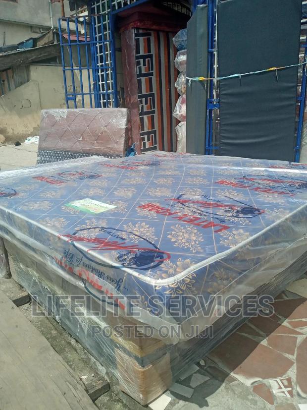 Queen Size Mattress 6inches High Density