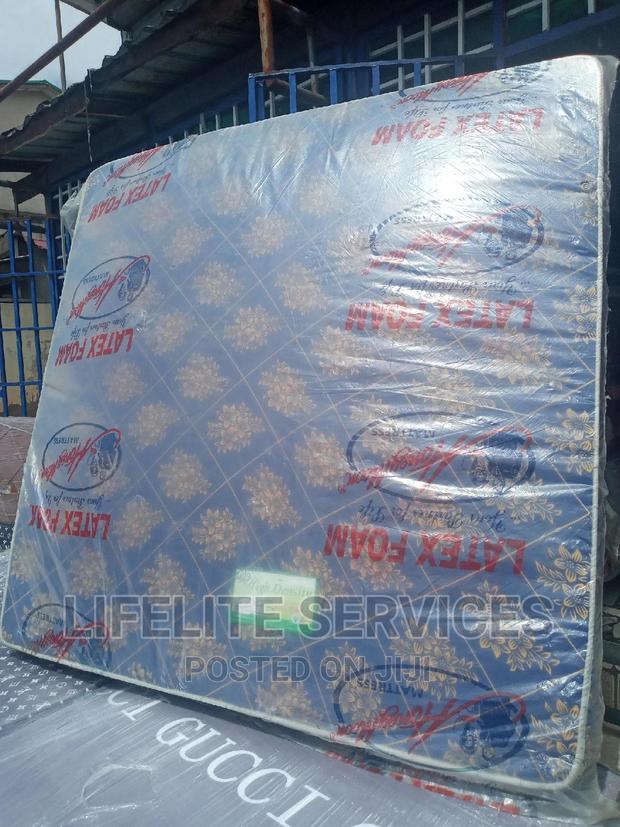 Queen Size Mattress 6inches High Density