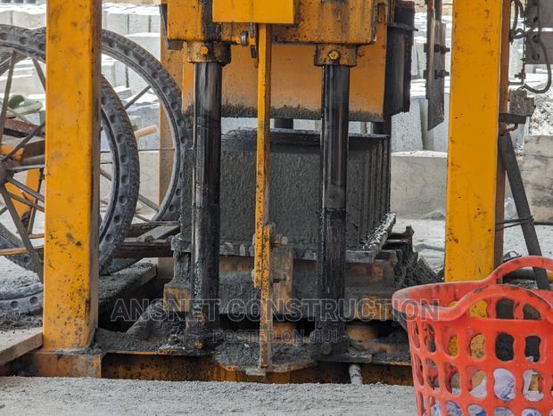 6 Inches Concrete Blocks · Photo 2