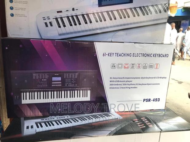 PSR-493 61-Key Teaching Electronic Keyboard · Photo 2