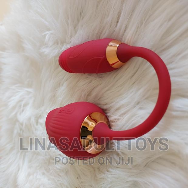 Rose Sucking and Penetration Rechargeable · Photo 4