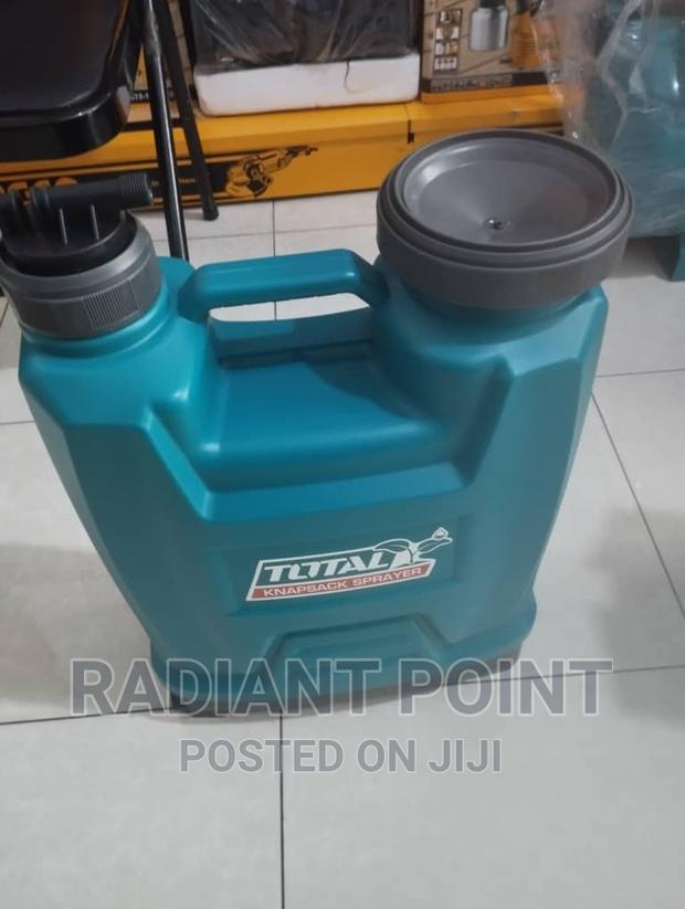 Total Knapsack Sprayer 4 Spray Patterns · Photo 4