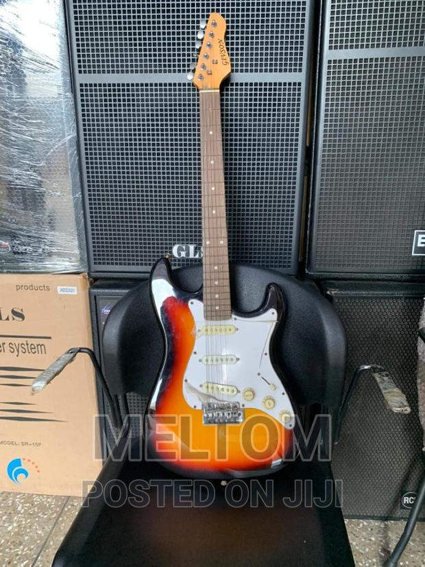 Gibson Lead Guitar · Photo 1