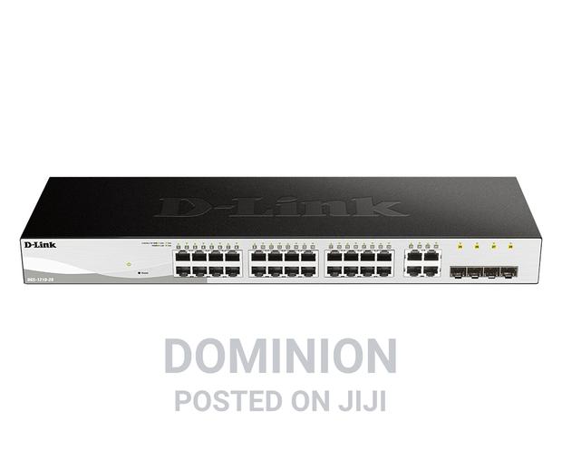 D-Link 28-Port Gigabit Smart Managed Switch DGS-1210-28 4sfp · Photo 3