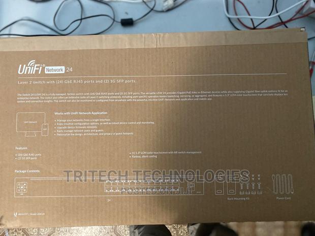 Ubiquity Unifi Gigabit 24 Port Poe Switch 95W Usw-24-Poe · Photo 4