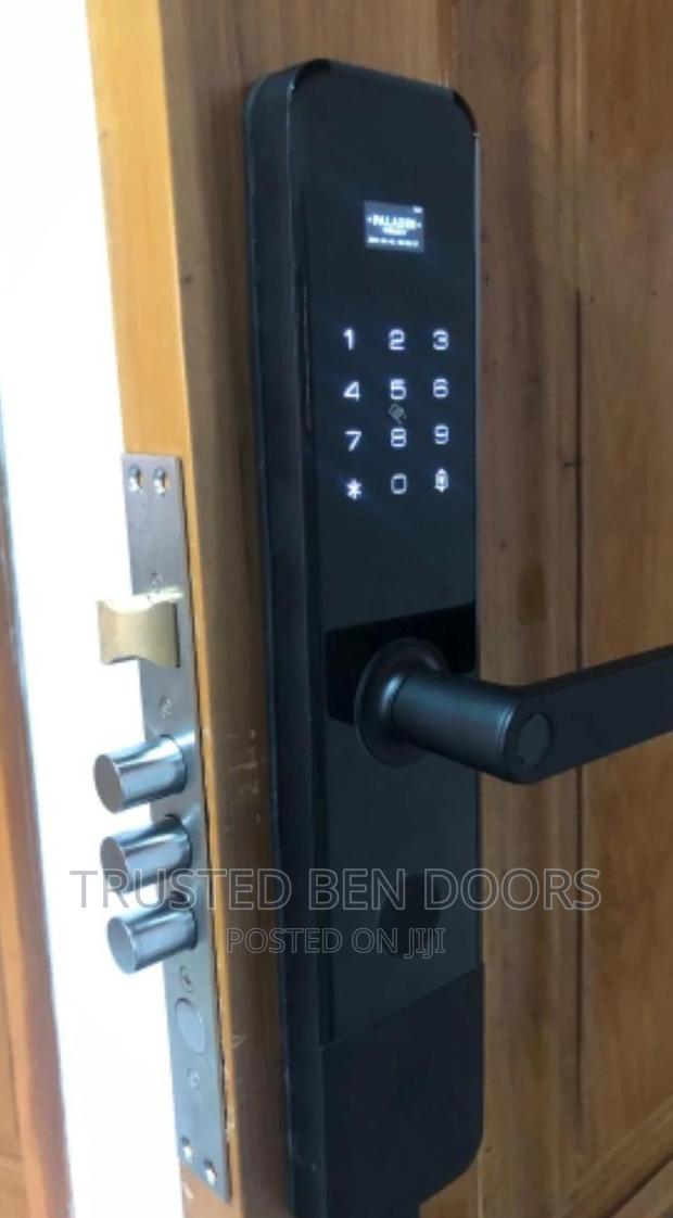 Quality Paladin Turkish Biometric Smart Lock for All Doors · Photo 2