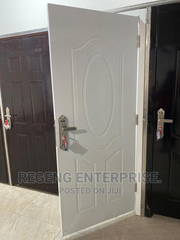 Single Internal Wooden Door · Photo 2