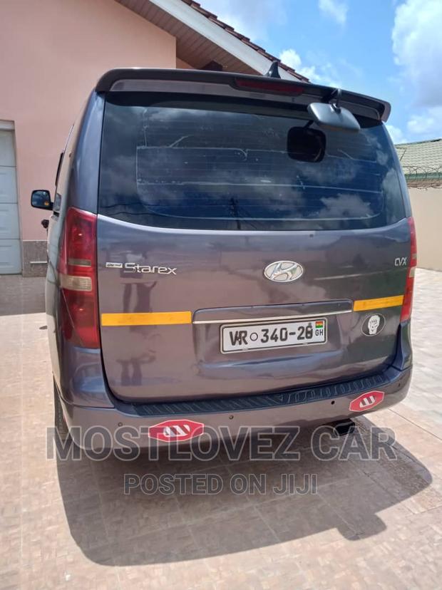 Car Rental Services- HYUNDAI STARES FOR RENT- 12 Seats Bus · Photo 3