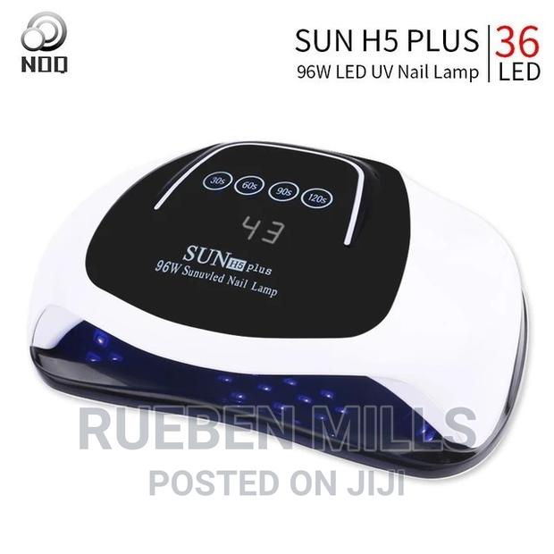UV Light Nail Dryer · Photo 3