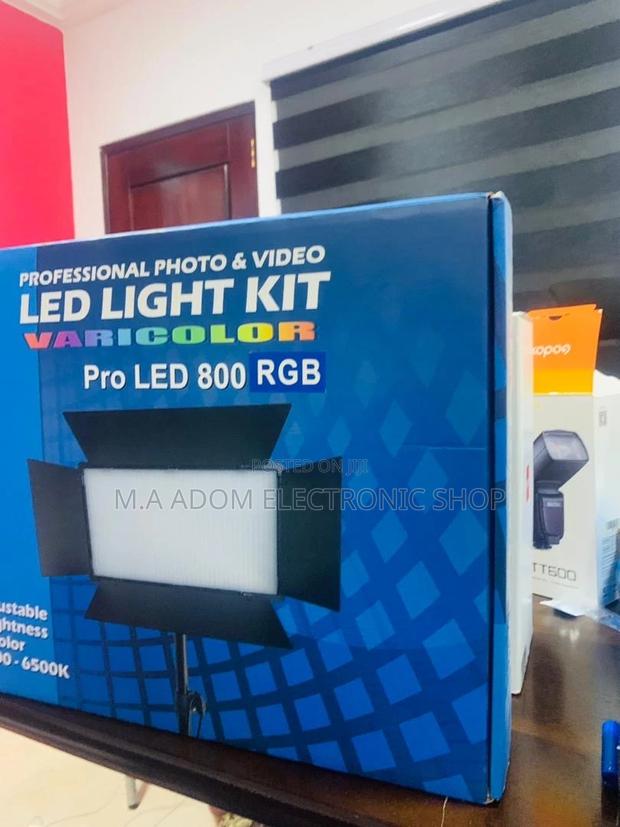 Energy Saving Professional Photo and Video Led Light Kit · Photo 2