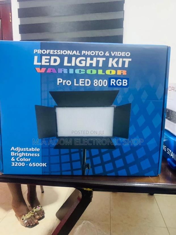 Newly in Stock Professional Photo and Video Led Light Kit · Photo 2
