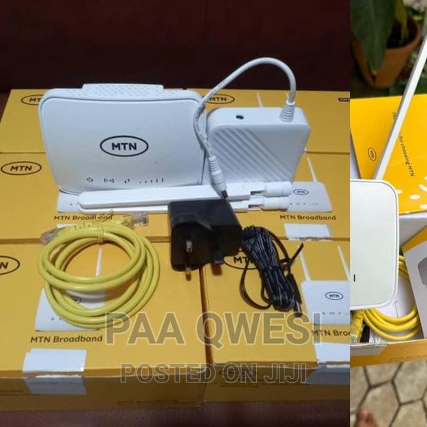 Universal 4G LTE Router {MTN Brand} · Photo 2