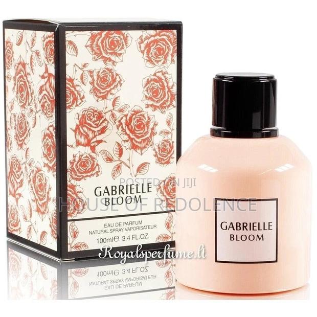Gabrielle Bloom · Photo 2