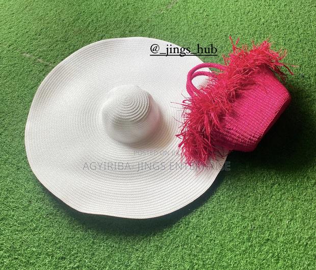 Beach Bag and Hat photo 2