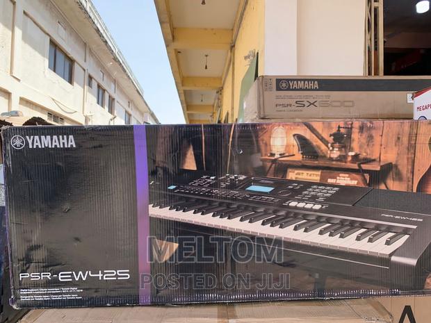 Yamaha Psr-ew425 Keyboard · Photo 4