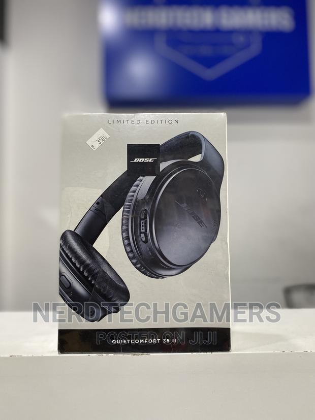 Bose Quietcomfort 35 Wireless Bluetooth Headphones,- Black · Photo 4