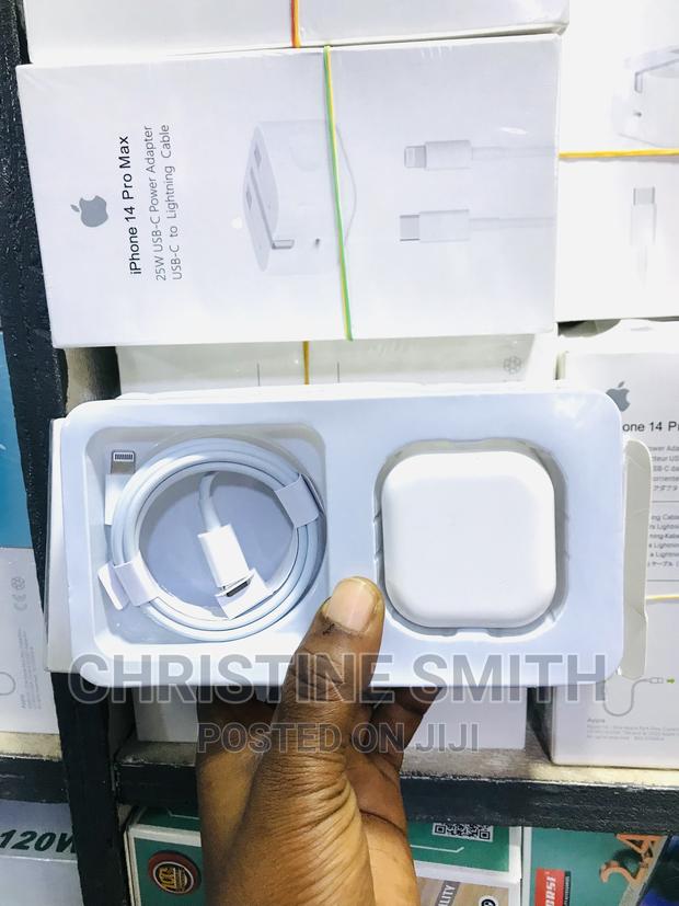 Type C to iPhone Fast Charger · Photo 4