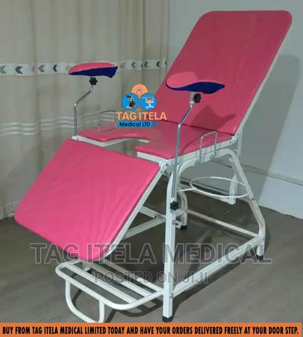 Delivery Bed (4legs Coated) · Photo 3