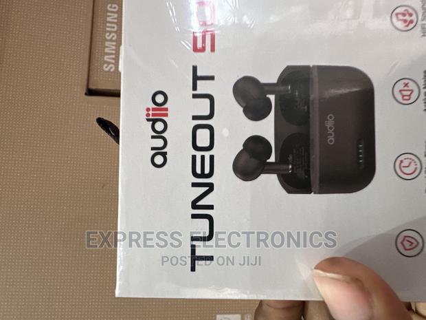 Lovely Sleek Audiio Tuneout 501. · Photo 2
