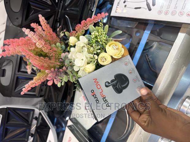Affordable Sleek Black Airpod Audiio Airflow · Photo 2