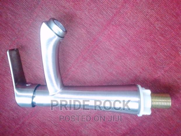 Single Lifted Sink Basin Tap Faucet · Photo 4
