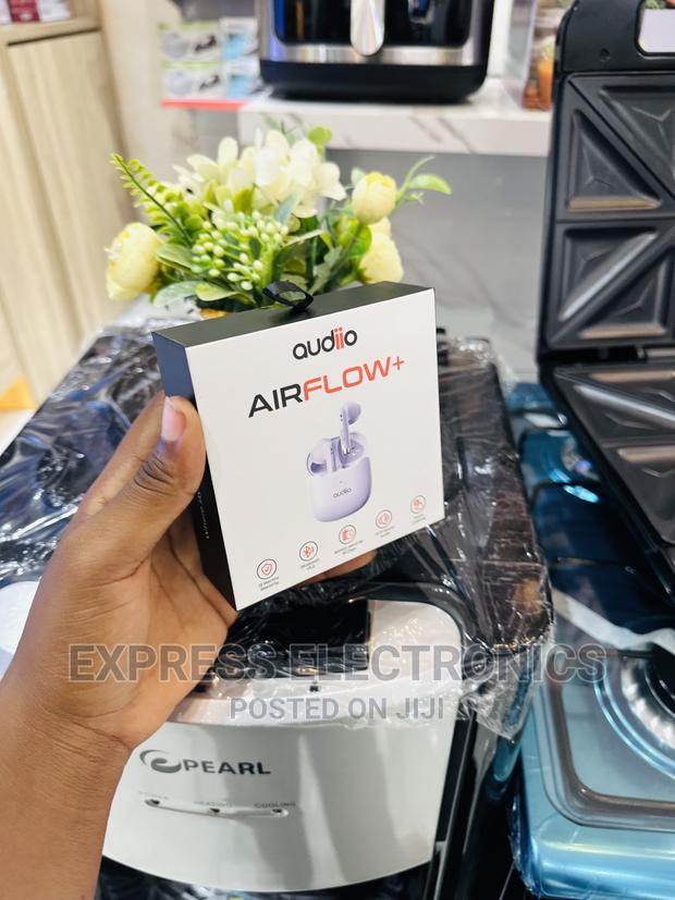 Immersive Yourself With Audiio Airflow+ White · Photo 2