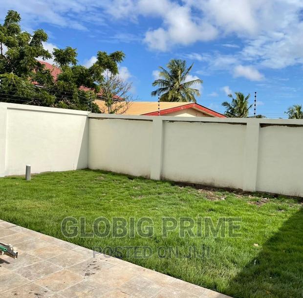 Security Electric Fencing Amd CCTV photo 2