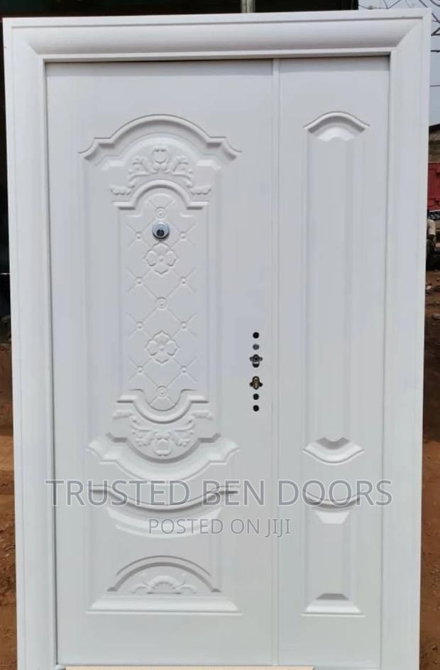 Paladin Turkish One/Half Front Door [Frames+Locks+Keys] · Photo 2