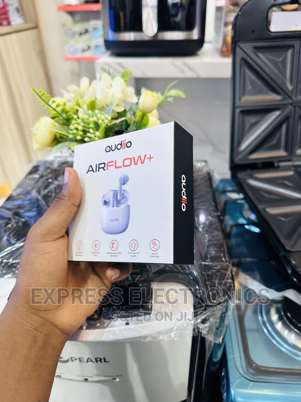 Dynamic White Audiio Airflow+ · Photo 2