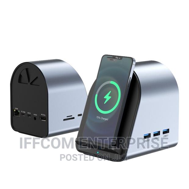 Docking Station With Type C Phone Charger · Photo 3