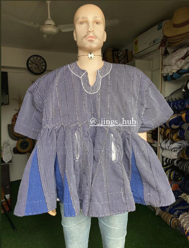 Men’S Smock · Photo 4