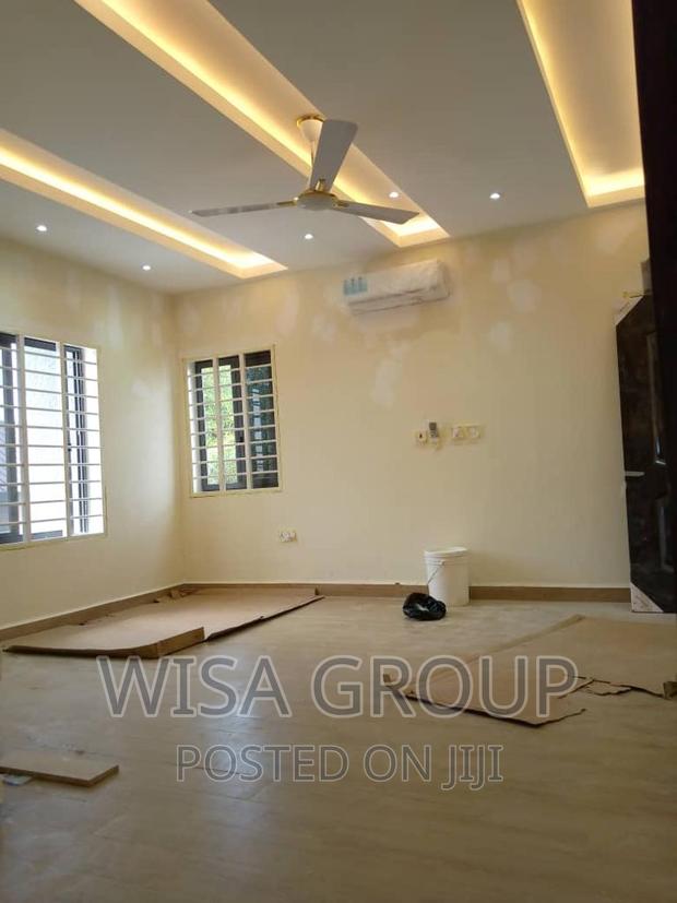 4bdrm Duplex in Wisa Groups, Accra Metropolitan for sale · Photo 4