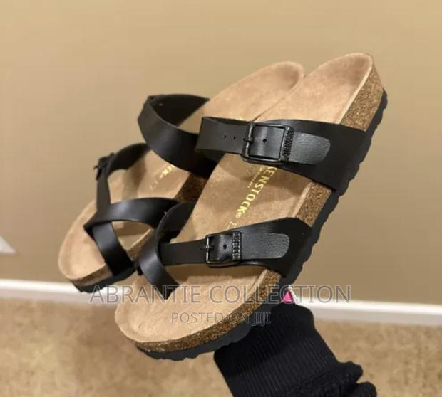 Birkenstock Mayari Slides Black · Photo 4