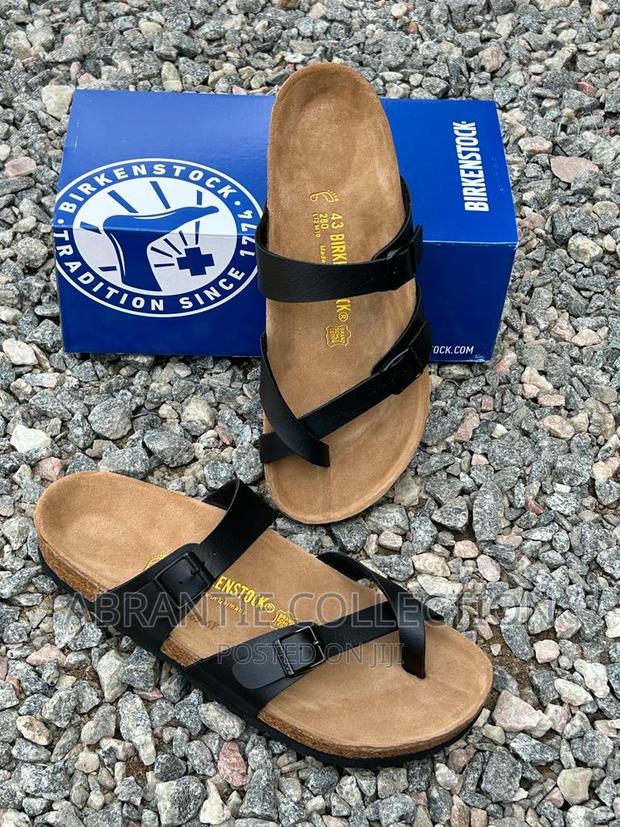 Birkenstock Mayari Slides Black · Photo 3