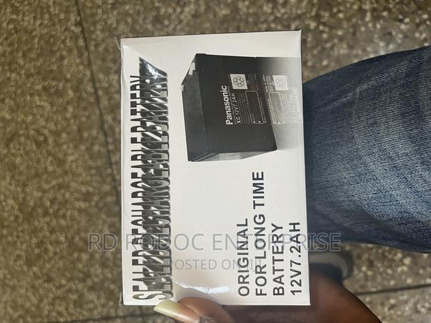 12 Volt Battery · Photo 3