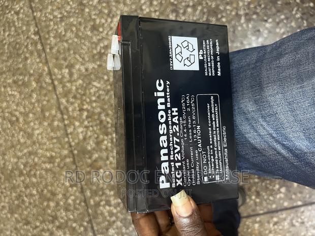 12 Volt Battery · Photo 4