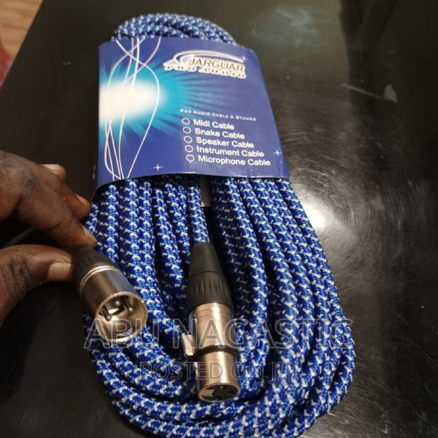 XLR 10M Cable Male to Female · Photo 3