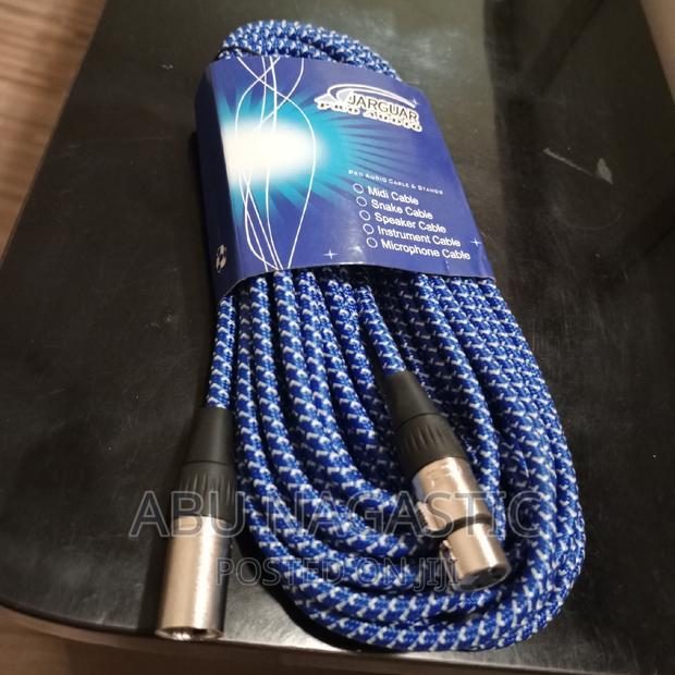 XLR 10M Cable Male to Female · Photo 4