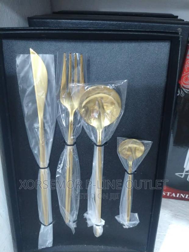 Cutlery Set · Photo 3