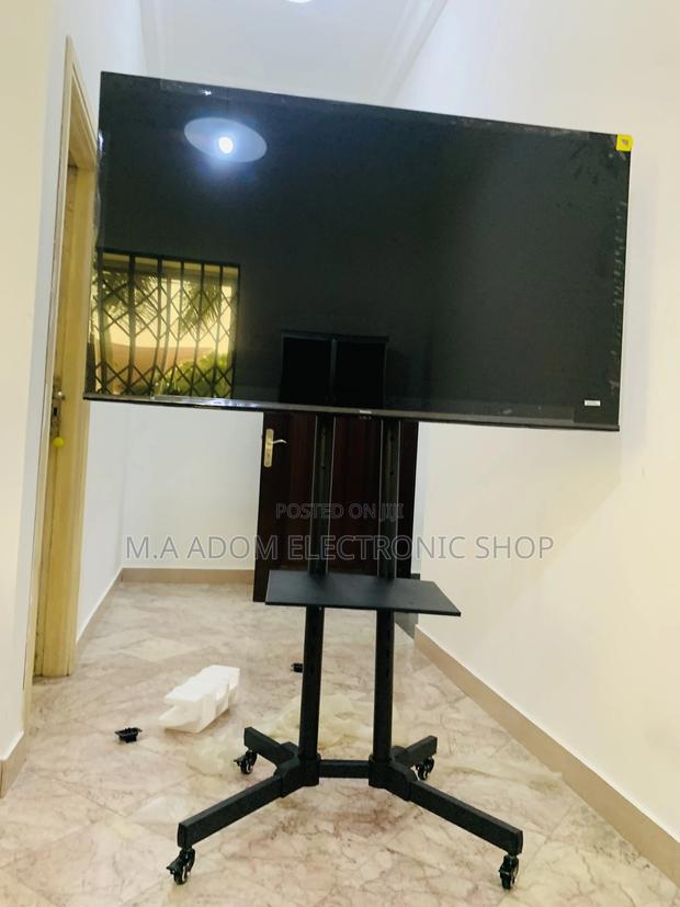 Universal Mobile TV Cart TV Stand for LED LCD 37"-70" Screen · Photo 2