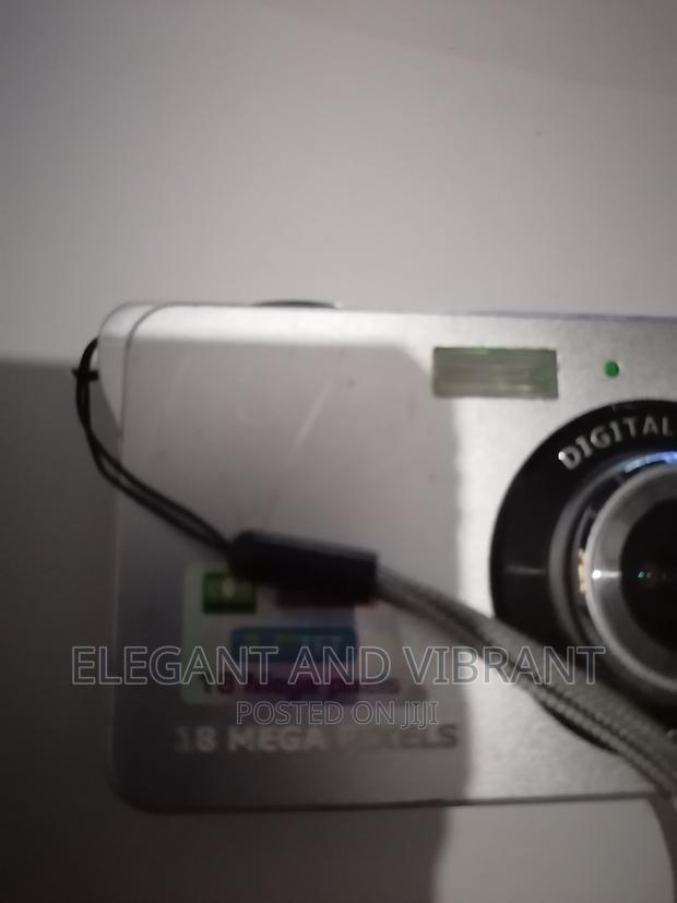 UK Used Unbranded Camera, 18mp photo 6