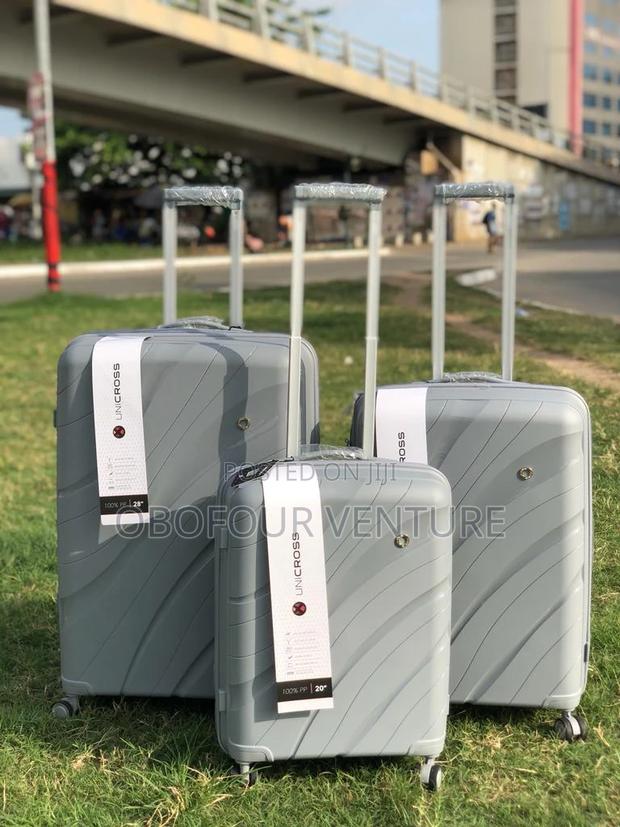 3piece Sets Luggage Expandable Suitcase Luggage Obofour. · Photo 3