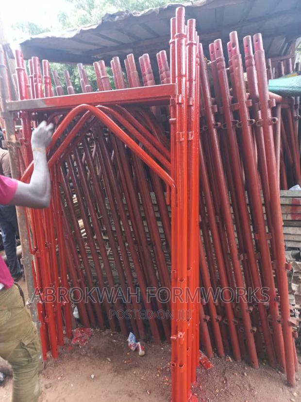 Scaffold/Formworks/Pillars/Column/Decking/Lift photo 2